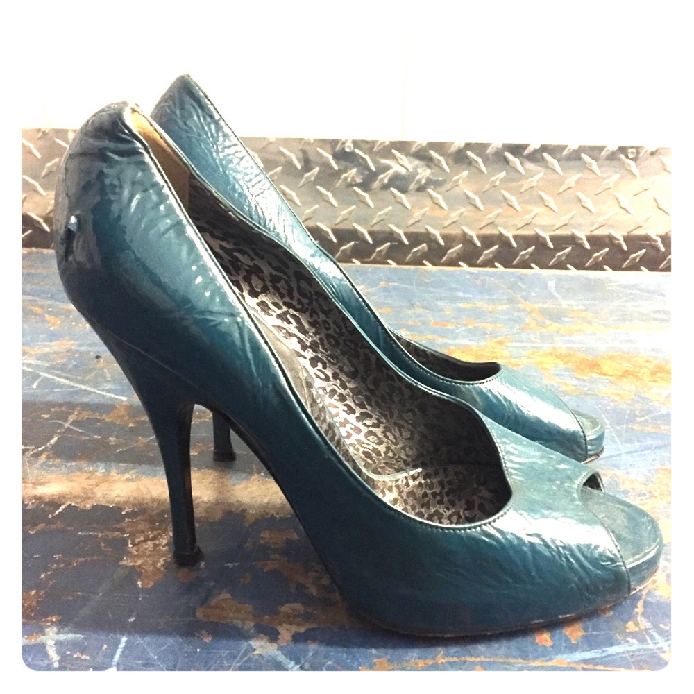 Dolce & Gabbana Patent Leather Peep-toe Pumps